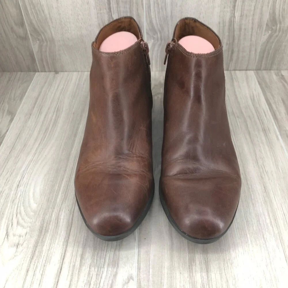 Clarks Ankle Boots Womens 10M Brown Leather Zip Booties